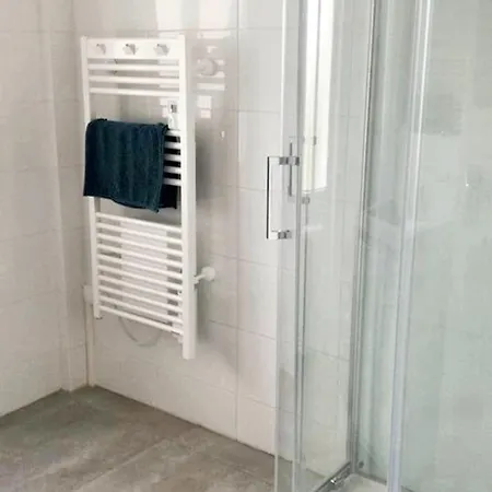 Maison Cosy A Avec Jardin Clos Et Terrasse Понторсон