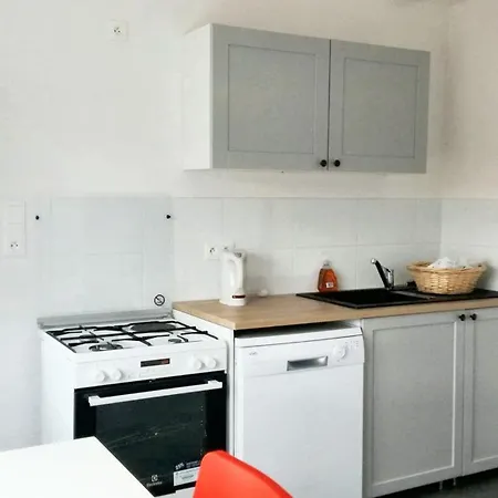 Maison Cosy A Avec Jardin Clos Et Terrasse * Понторсон